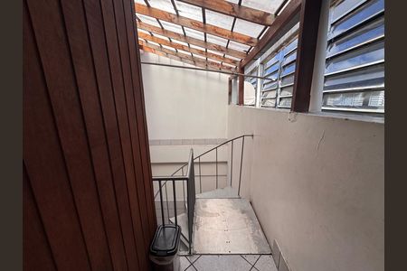 Casa à venda com 280m², 5 quartos e 4 vagas Casa à venda com 280m², 5 quartos e 4 vagasÁrea Privativa