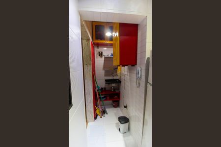 Apartamento à venda com 55m², 1 quarto e sem vagaCozinha e Área de Serviço