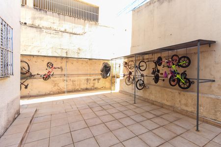 Apartamento à venda com 56m², 2 quartos e 1 vaga Apartamento à venda com 56m², 2 quartos e 1 vagaBicicletário