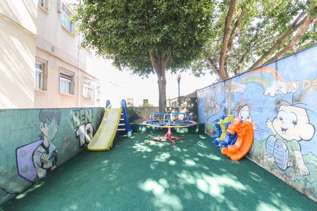 Apartamento à venda com 56m², 2 quartos e 1 vaga Apartamento à venda com 56m², 2 quartos e 1 vagaPlayground