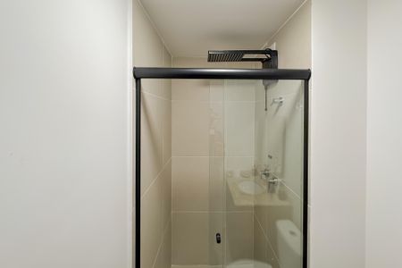 Apartamento à venda com 27m², 1 quarto e sem vaga Apartamento à venda com 27m², 1 quarto e sem vagaBanheiro da Suíte