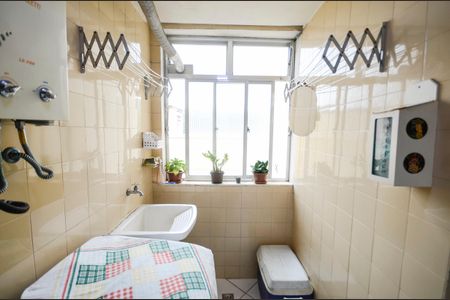 Apartamento à venda com 80m², 2 quartos e 1 vagaÁrea de Serviço