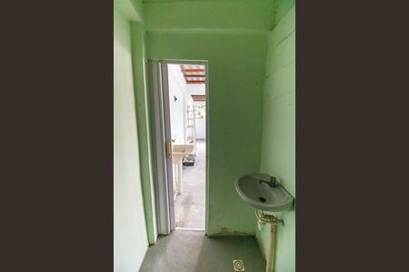 Casa à venda com 86m², 2 quartos e sem vaga Casa à venda com 86m², 2 quartos e sem vagaTerraço - Banheiro