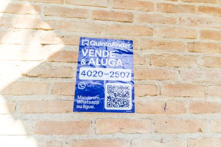 Casa de condomínio à venda com 395m², 5 quartos e 4 vagas Casa de condomínio à venda com 395m², 5 quartos e 4 vagasPlaca