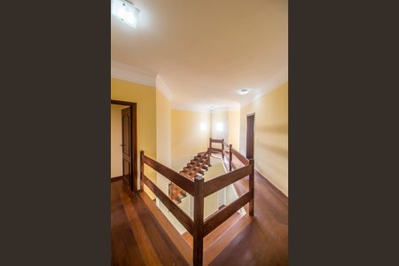 Casa de condomínio à venda com 395m², 5 quartos e 4 vagas Casa de condomínio à venda com 395m², 5 quartos e 4 vagasCorredor