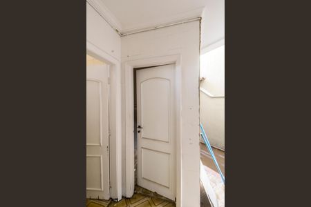 Casa de condomínio à venda com 395m², 5 quartos e 4 vagas Casa de condomínio à venda com 395m², 5 quartos e 4 vagasQuarto de Serviço