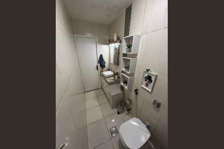 Casa à venda com 180m², 3 quartos e 2 vagasBanheiro Social