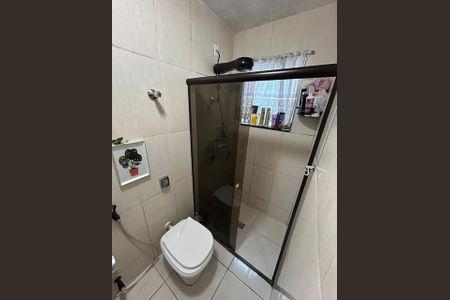 Casa à venda com 180m², 3 quartos e 2 vagasBanheiro Social