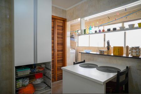 Apartamento à venda com 156m², 3 quartos e 2 vagasCozinha