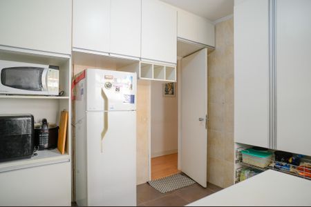 Apartamento à venda com 156m², 3 quartos e 2 vagasCozinha
