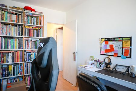 Apartamento à venda com 156m², 3 quartos e 2 vagasQuarto 2