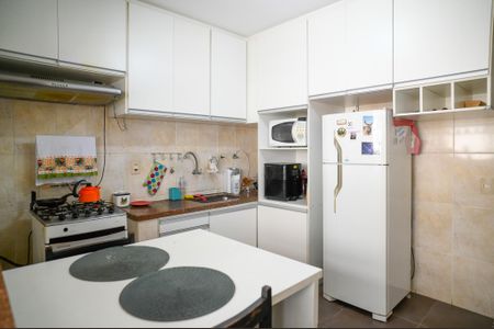 Apartamento à venda com 156m², 3 quartos e 2 vagasCozinha