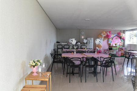 Apartamento para alugar com 45m², 1 quarto e 1 vaga Apartamento para alugar com 45m², 1 quarto e 1 vagaÁrea comum - Salão de festas 2