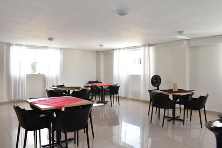 Apartamento para alugar com 45m², 1 quarto e 1 vaga Apartamento para alugar com 45m², 1 quarto e 1 vagaÁrea comum - Salão de festas 1