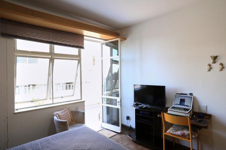 Apartamento à venda com 350m², 4 quartos e 2 vagas Apartamento à venda com 350m², 4 quartos e 2 vagasQuarto