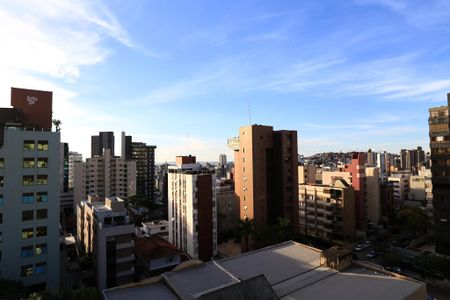 Apartamento à venda com 350m², 4 quartos e 2 vagas Apartamento à venda com 350m², 4 quartos e 2 vagasVista da Cobertura