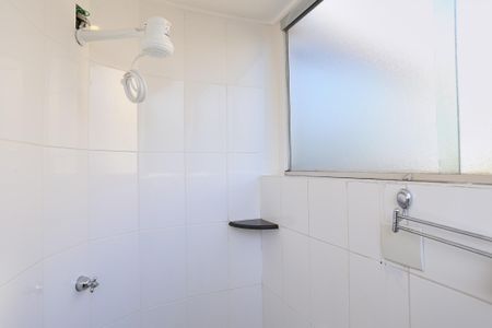 Apartamento à venda com 350m², 4 quartos e 2 vagas Apartamento à venda com 350m², 4 quartos e 2 vagasBanheiro da Suíte 1
