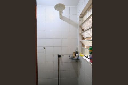 Apartamento à venda com 350m², 4 quartos e 2 vagas Apartamento à venda com 350m², 4 quartos e 2 vagasBanheiro de serviço