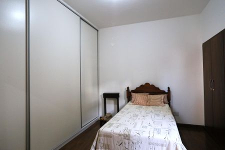 Apartamento à venda com 350m², 4 quartos e 2 vagas Apartamento à venda com 350m², 4 quartos e 2 vagasQuarto 1