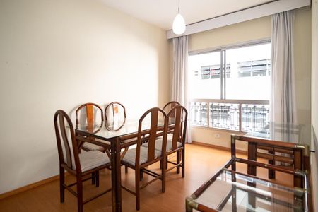 Apartamento para alugar com 55m², 1 quarto e 1 vagaSala