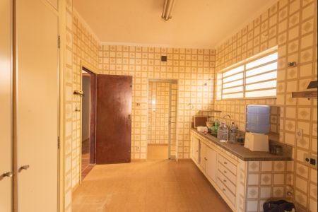 Casa à venda com 250m², 3 quartos e 3 vagasCozinha