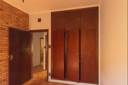 Casa à venda com 250m², 3 quartos e 3 vagasQuarto 2