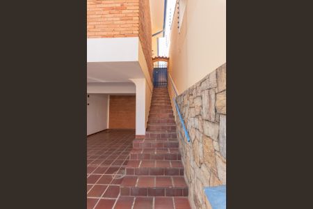 Casa à venda com 250m², 3 quartos e 3 vagasGaragem