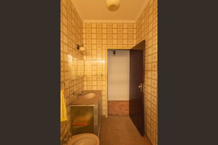 Casa à venda com 250m², 3 quartos e 3 vagasBanheiro