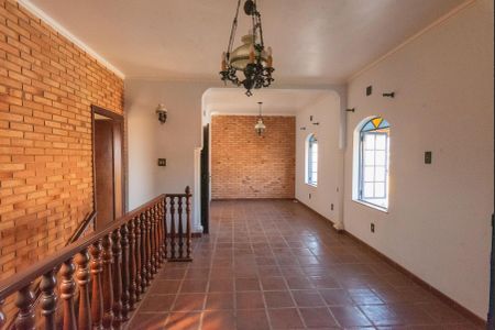 Casa à venda com 250m², 3 quartos e 3 vagasSala