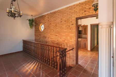 Casa à venda com 250m², 3 quartos e 3 vagasSala