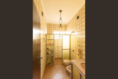 Casa à venda com 250m², 3 quartos e 3 vagasBanheiro