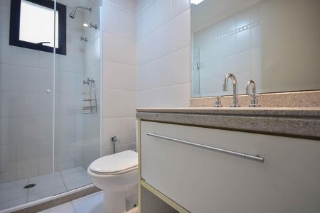 Apartamento para alugar com 198m², 3 quartos e 3 vagas Apartamento para alugar com 198m², 3 quartos e 3 vagasBanheiro da Suíte 3