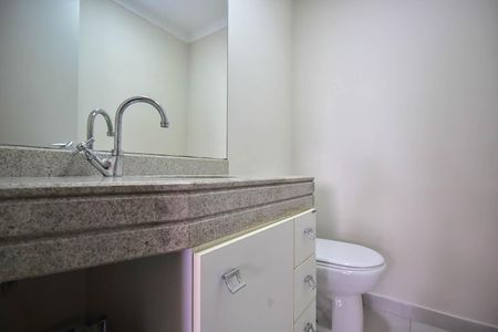 Apartamento para alugar com 198m², 3 quartos e 3 vagas Apartamento para alugar com 198m², 3 quartos e 3 vagasLavabo