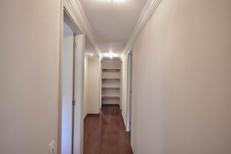 Apartamento para alugar com 198m², 3 quartos e 3 vagas Apartamento para alugar com 198m², 3 quartos e 3 vagasCorredor