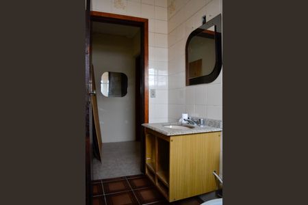 Casa à venda com 125m², 3 quartos e 2 vagas Casa à venda com 125m², 3 quartos e 2 vagasBanheiro da suíte