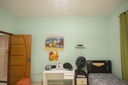 Casa à venda com 240m², 2 quartos e 4 vagas Casa à venda com 240m², 2 quartos e 4 vagasSuíte 2