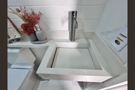 Apartamento à venda com 645m², 4 quartos e 3 vagasBanheiro Social 1