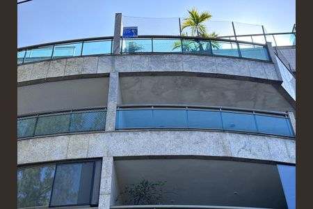 Apartamento à venda com 645m², 4 quartos e 3 vagasPlaquinha