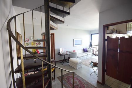 Apartamento à venda com 204m², 2 quartos e 3 vagasSala