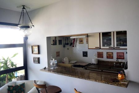 Apartamento à venda com 204m², 2 quartos e 3 vagasSala