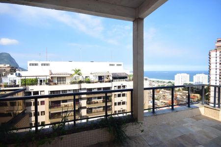 Apartamento à venda com 204m², 2 quartos e 3 vagasTerraço