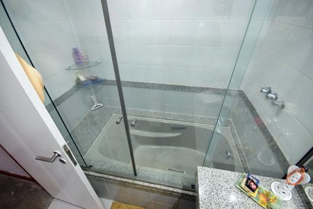 Apartamento à venda com 204m², 2 quartos e 3 vagas2° Andar - Banheiro