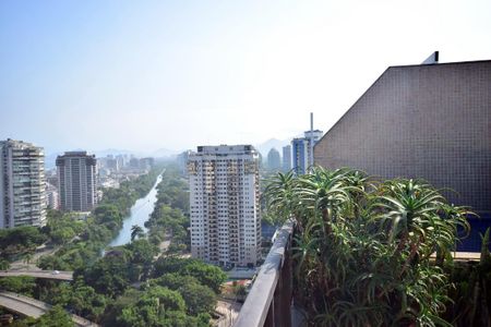 Apartamento à venda com 204m², 2 quartos e 3 vagasVista Terraço