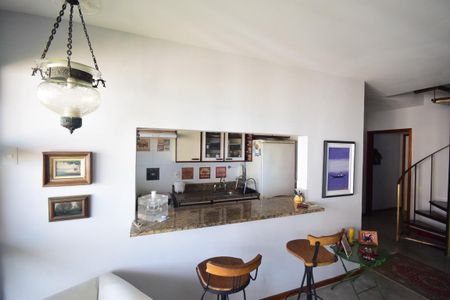 Apartamento à venda com 204m², 2 quartos e 3 vagasSala