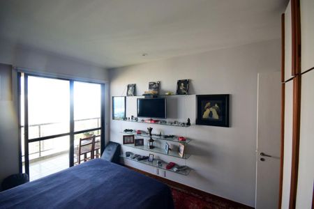 Apartamento à venda com 204m², 2 quartos e 3 vagasSuíte