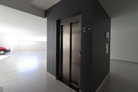 Apartamento à venda com 50m², 2 quartos e 1 vagaElevador