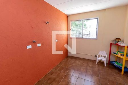 Apartamento para alugar com 74m², 2 quartos e 1 vagaÁrea comum