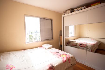 Apartamento para alugar com 74m², 2 quartos e 1 vagaQuarto 2