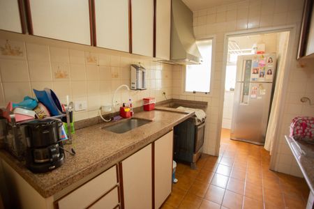 Apartamento para alugar com 74m², 2 quartos e 1 vagaCozinha