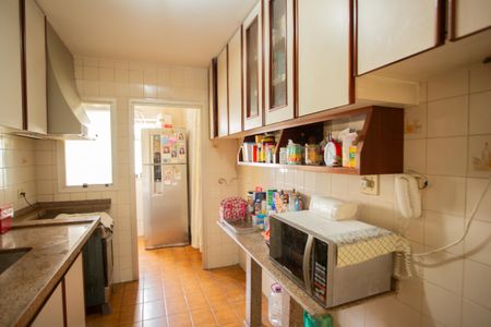 Apartamento para alugar com 74m², 2 quartos e 1 vagaCozinha